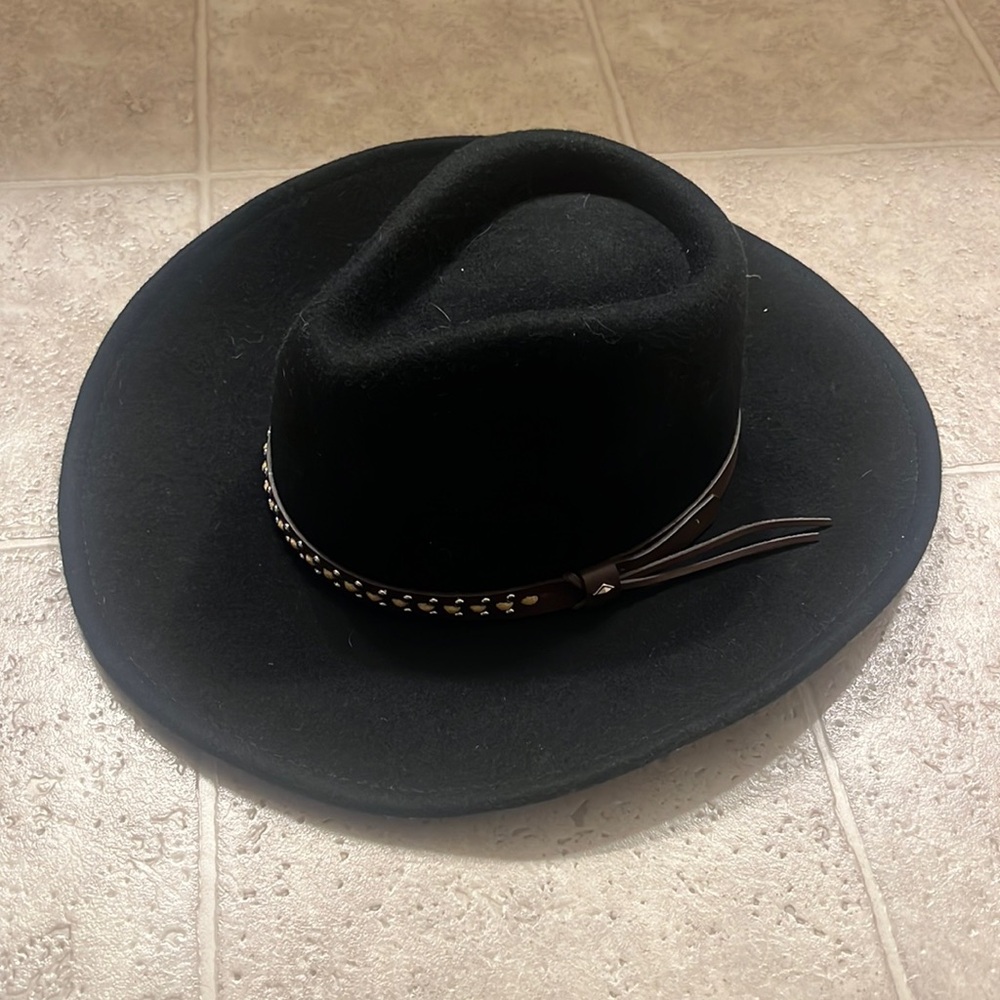 Black hat
